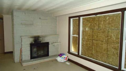 Side By Side - 2158--2168-Trafalgar-Rd.17.jpg