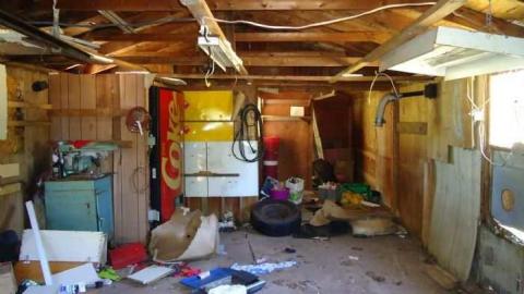 Side By Side - 2158--2168-Trafalgar-Rd.20.jpg