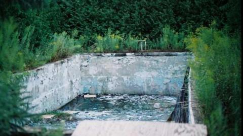 August 2012 - Neglected-Manor106.jpg