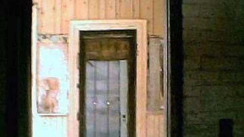 Gallery - Cons-Abandoned-house6.jpg