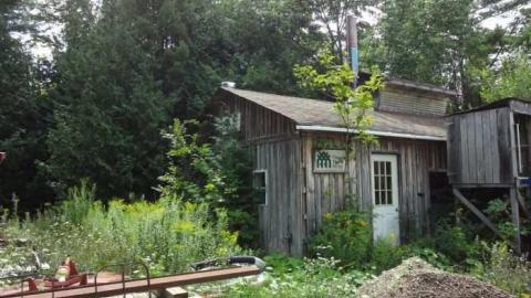 Kirkfield Abandoned Store photo 3