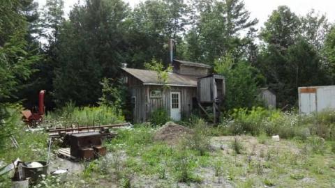 Abandoned Store - Kirkfield-Abandoned-Store5.jpg