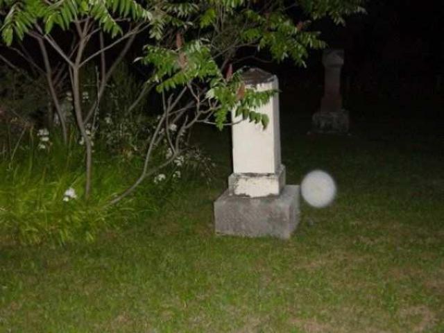 Rugby graveyard photo 5