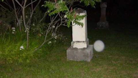 Rugby graveyard photo 5