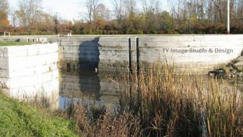 Port Maitland Lock photo 3