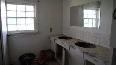 Vine Patio - DSC_2067.jpg