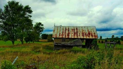  The Bell Now Tolls for Thee - S.S.-near-Gads-Hill8.jpg