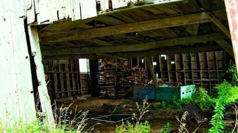  The Bell Now Tolls for Thee - S.S.-near-Gads-Hill9.jpg