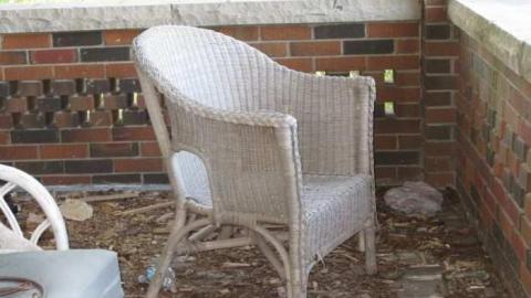 Left in a Hurry - Marissas-House21.jpg