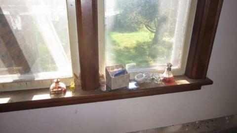 Left in a Hurry - Marissas-House15.jpg