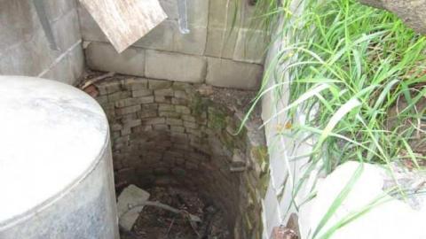 Left in a Hurry - Marissas-House30.jpg