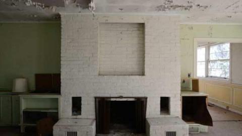 June 2012 - Neglected-Manor165.jpg