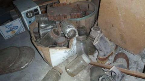 Big red empty - P8310123.jpg