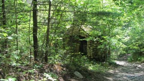 old mine area - Northern-Miners-Settlement5.jpg