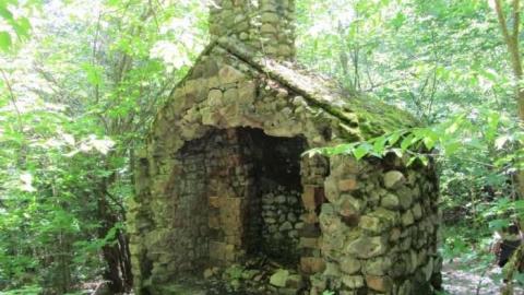 old mine area - Northern-Miners-Settlement13.jpg