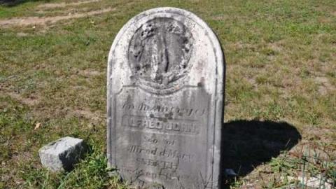 Old Cemetary - Tiny Township - Old-Cemetery16.jpg