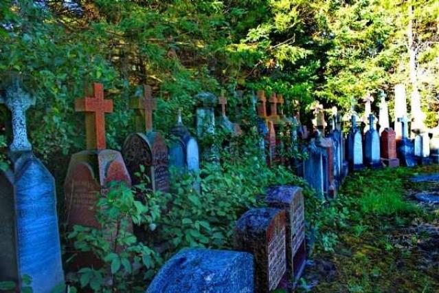 Highway 6n6   Pioneer Cemetery photo 5