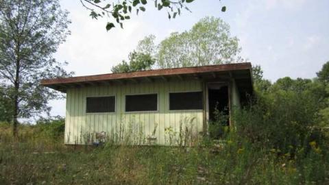 Highway 3 Magazine Shack photo 5