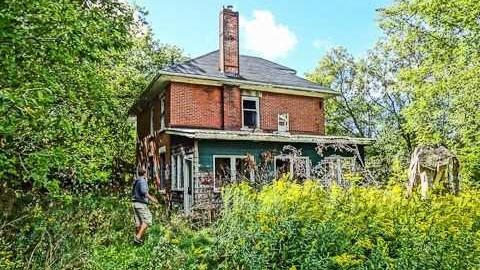 Kids and paint - Rockwood-Farm-House49.jpg