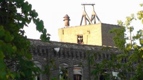 Torched factory - Greenwich-Village143.jpg