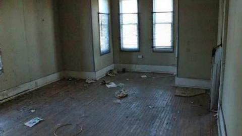 Swamp College Drop-out - Swamp-College-House6.jpg