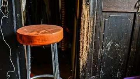 poop and filth - Madison-Ave.-cat-house32.jpg