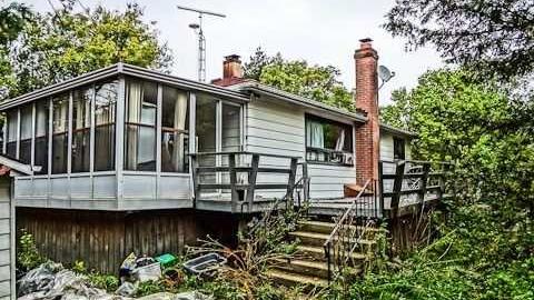 Photo from Elvis in the basement!!!