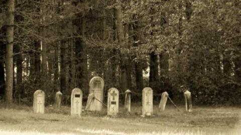 Never forgotten - Cemetery-on-Fourth3.jpg