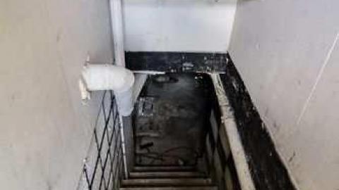 Dump truck house photo 3