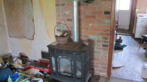 Someone stole the Safe - 097.jpg