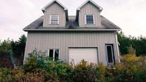 Hidden in the brush - Highest-Point-in-York52.jpg