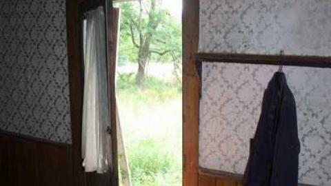 Abandoned Farm House - Woodstock-1940s-House19.jpg