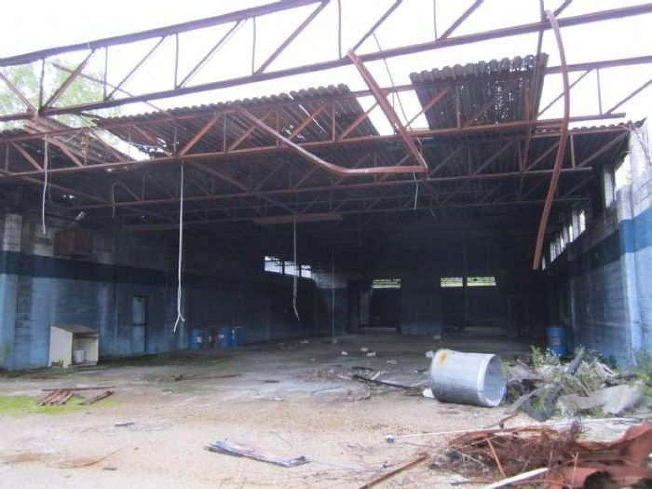 Old Factory - 001.jpg