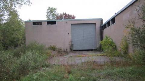 Old Factory - 044.jpg