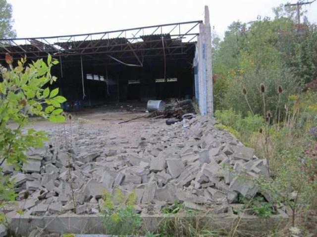 Old Factory - 048.jpg