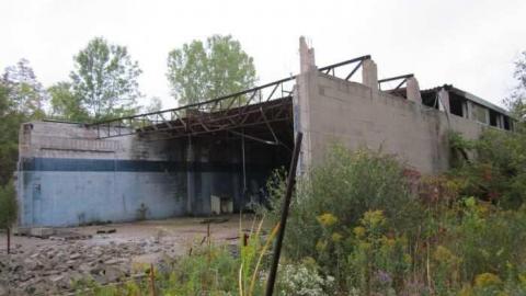 Old Factory - 050.jpg