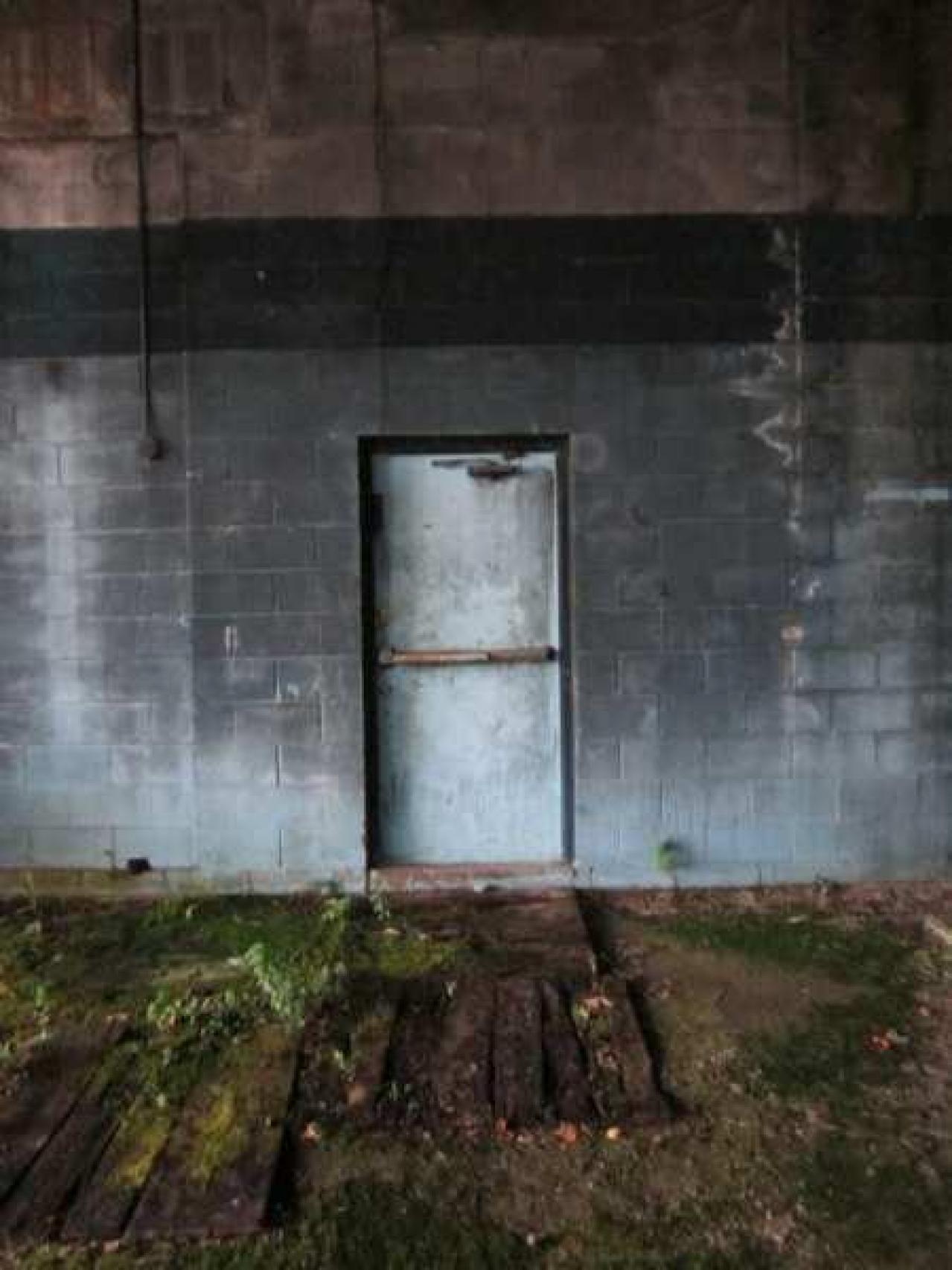 Old Factory - 003.jpg