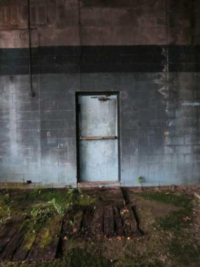 Old Factory - 003.jpg