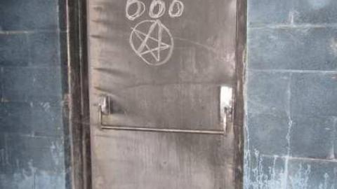 Old Factory - 006.jpg