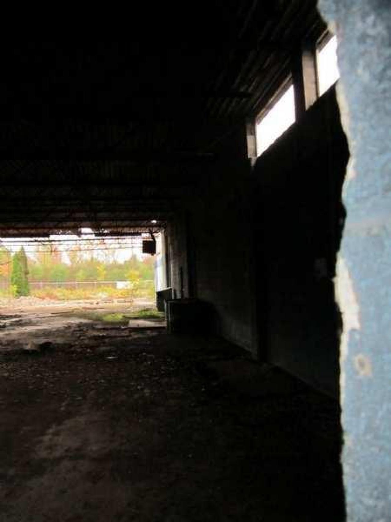 Old Factory - 026.jpg