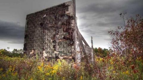 Great Day for a Motorcar Race - The-Acton-Speedway20.jpg