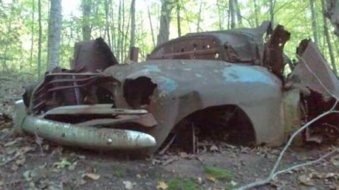 Abandoned Wheels 2 photo 3