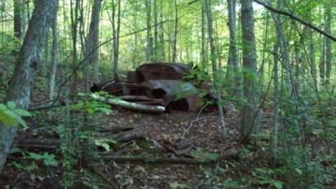 Relic in 'the Glen'2 - Abandoned-Wheels-215.jpg