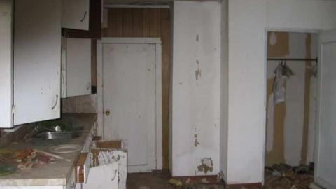 A Room With A View - Beautiful-property-wayyy-back30.jpg