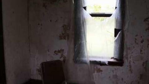 Rooms of Ruin - Left-To-Rot-in-Gibraltar97.jpg