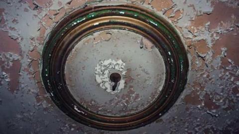 Rooms of Ruin - Left-To-Rot-in-Gibraltar100.jpg