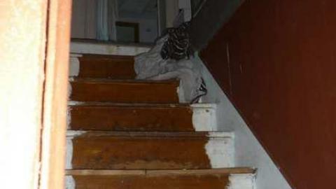 Abandoned just outseid of lamb - Lambeth-Country-Home30.jpg