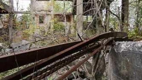 Fall 2012 - Donald-(ghost-chemical-plant)230.jpg