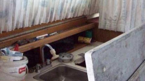 Graveyard - All-Boats-Go-To...-Somewhere16.jpg