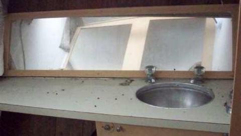 Graveyard - All-Boats-Go-To...-Somewhere18.jpg